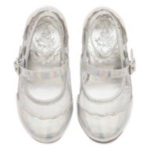 Oferta de Zapatos infantiles princesas Disney, Disney Store por 24€ em Disney Store