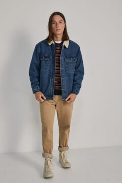 Oferta de Blusão jeans com lã por 89,99€ em Springfield