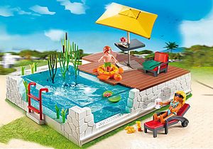 Oferta de 5575 Piscina com Deck por 11,99€ em Playmobil