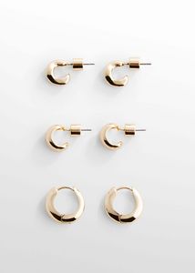 Oferta de Conjunto de brincos de aros por 8,99€ em Mango