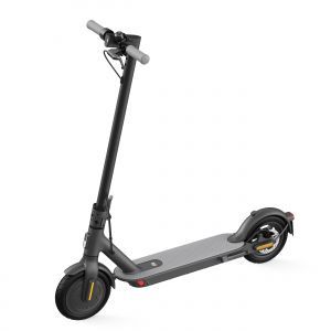 Oferta de XIAOMI - Trotinete Eletrica Mi Electric Scooter Essential Preto por 299,9€ em Mbit