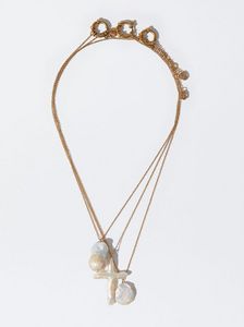 Oferta de NOVO Exclusivo Online - Set Colares Com Pérolas De Água Doce  Exclusivo Online - Set Colares Com Pérolas De Água Doce por 25,99€ em Parfois