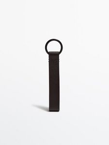 Oferta de Porta-Chaves De Pele -Studio por 19,95€ em Massimo Dutti