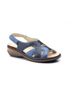 Oferta de Sandália de cunha de couro por 52,95€ em Venca
